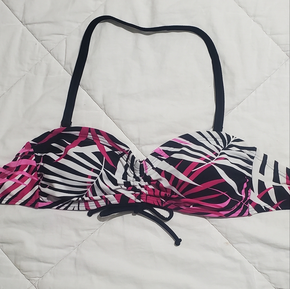 Aqua couture bikini top size 8